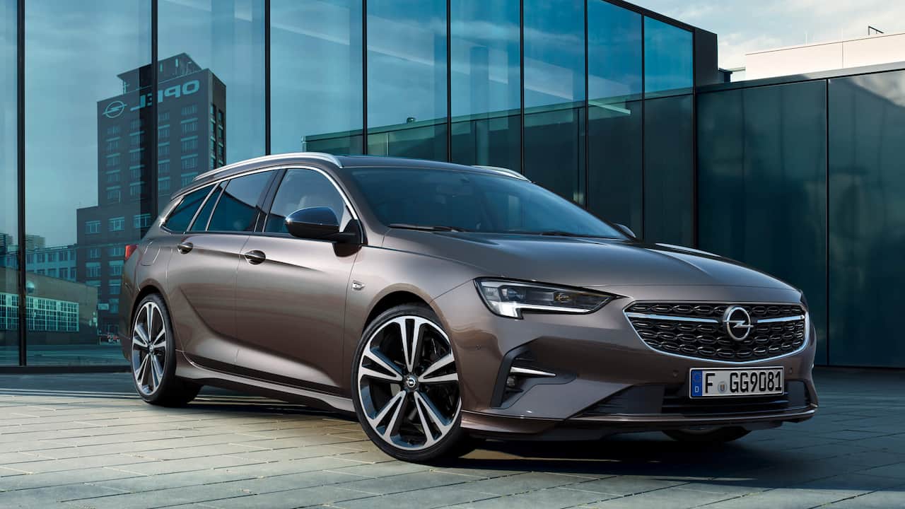 Opel Insignia Sports Tourer neuve à l'achat - Opel Belfort